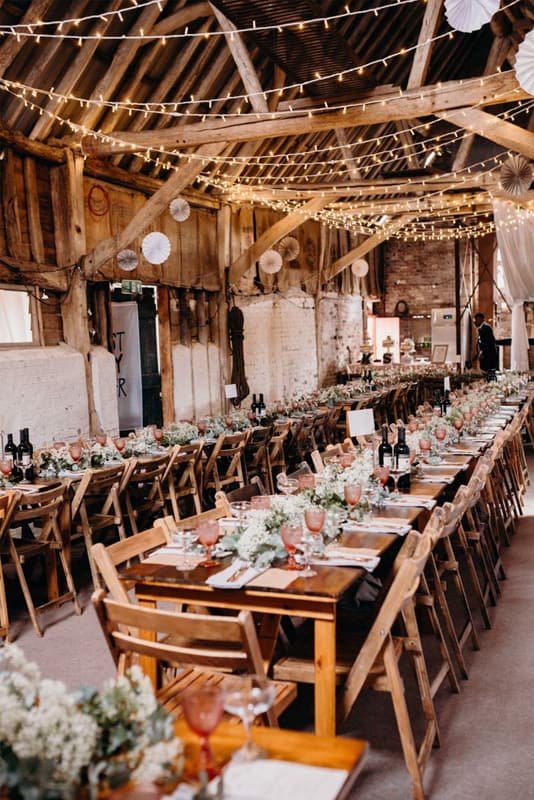 23 Stylish and Chic Wedding Ideas with a Touch of Boho Style