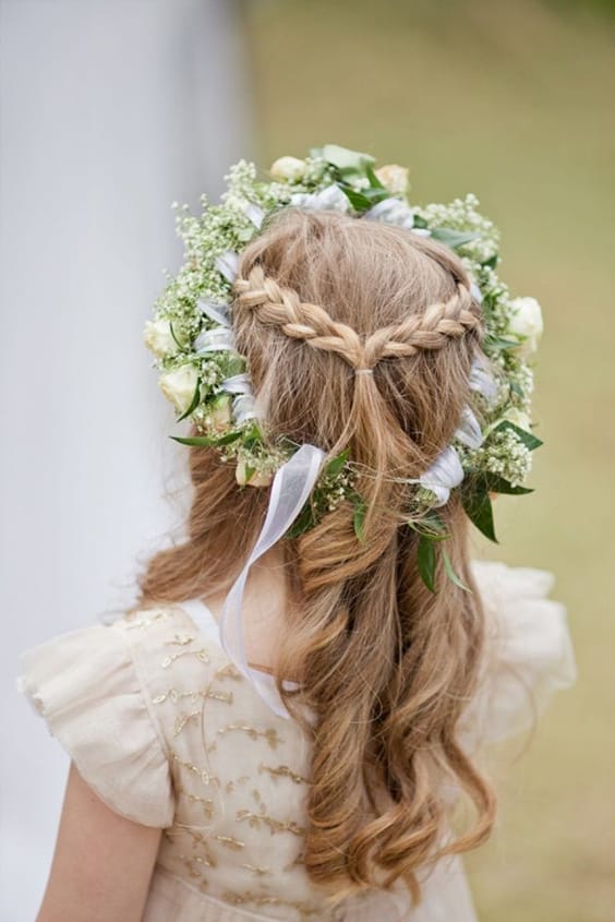 25 Cutest Flower Girl Hairstyles For Your Wedding Inspiration