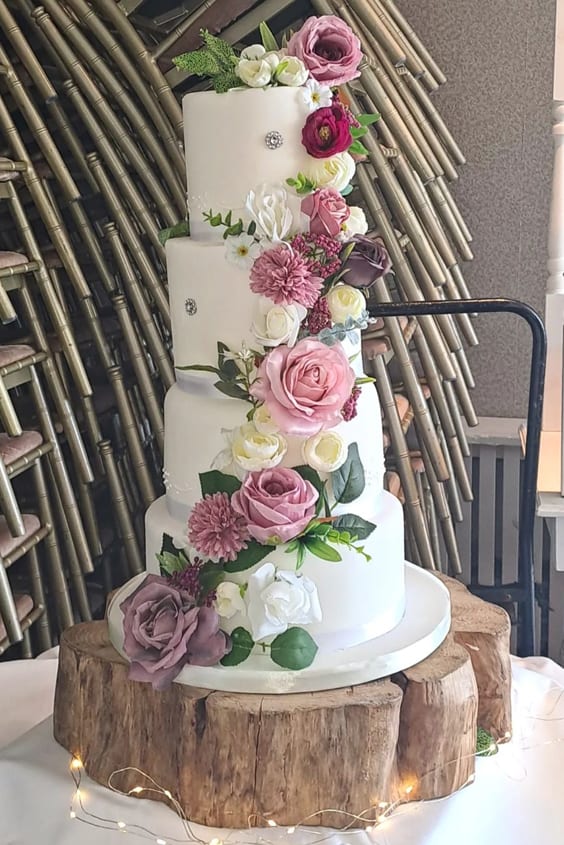 Floral Wedding Cakes with Fresh Flowers