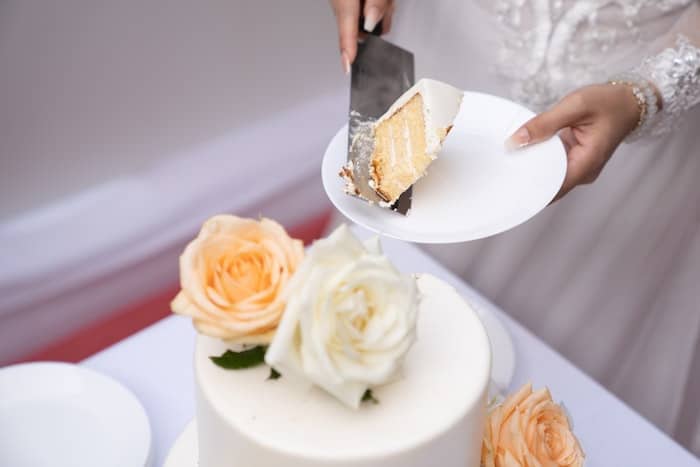 what does a wedding cake symbolize