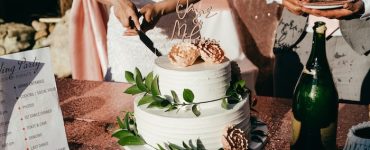 floral wedding cakes ideas and inspirations