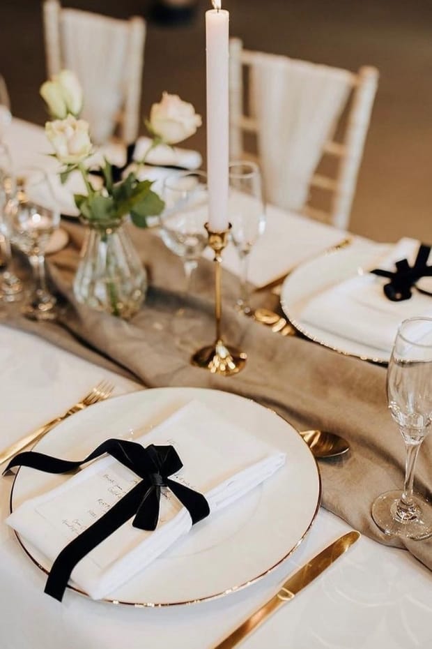 Discover 7 Glamorous Gold Wedding Theme Ideas to Elevate Your Big Day! From stunning inspirations to elegant designs, explore the latest trends for creating sparkling golden memories.